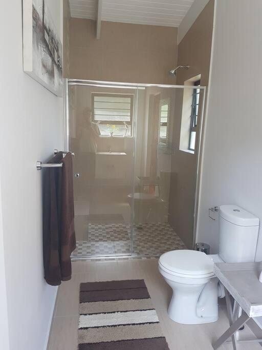Holiday home 2 Bed 2 Bath With Stunning Sea Views. Ballito